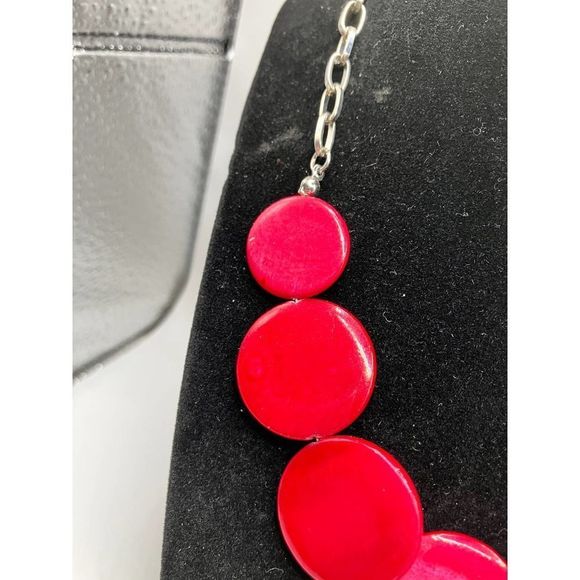 Pink flat circle necklace! - Picture 9 of 11